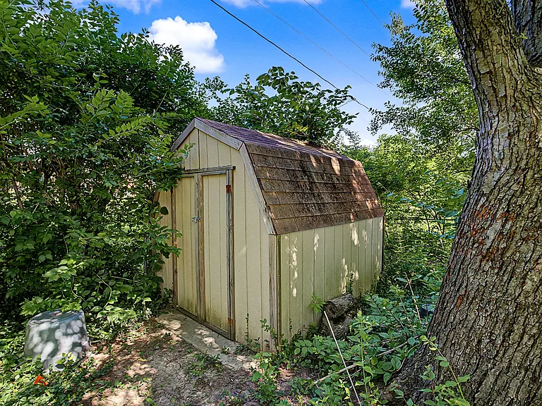 819 Gleneagle Dr — Photo 30