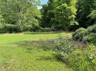 Concord St, Harrisville, WV 26362