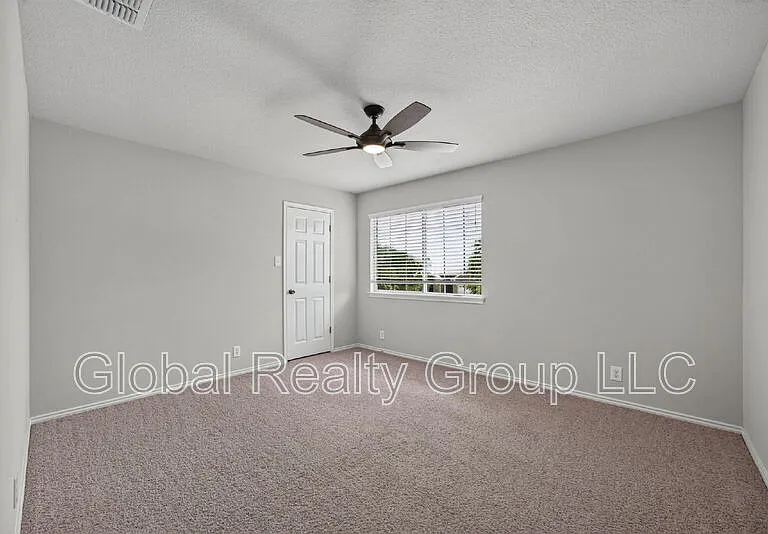 228 Crimson Tree — Photo 24