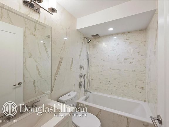 5th image of 330 E 38th St APT 10J