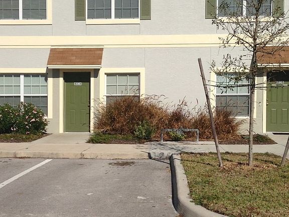 2nd image of 4730 Everglades Cir