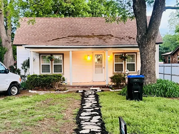 212 S 2nd St, Noble, OK 73068