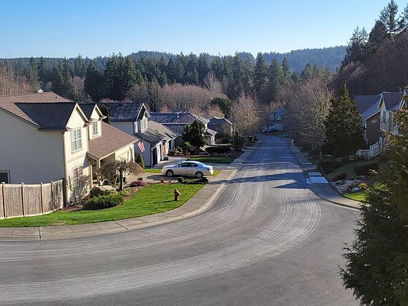 Street view to the East