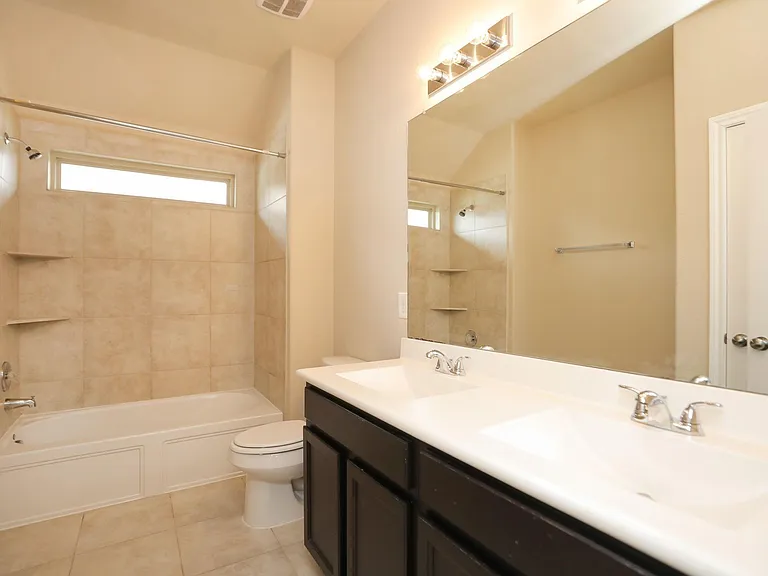 3606 Carolina Canyon Ct — Photo 6