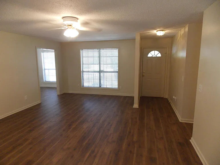 100 Deer Creek Trl — Photo 11