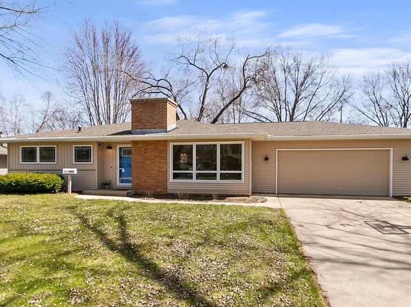 644 Farwell Drive, Oregon, WI 53575