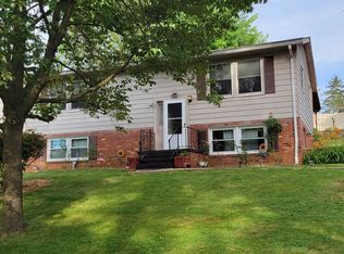 520 Rockingham Dr, Harrisonburg, VA 22802
