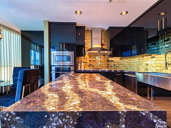 3rd image of 4575 Dean Martin Dr Unit 1407