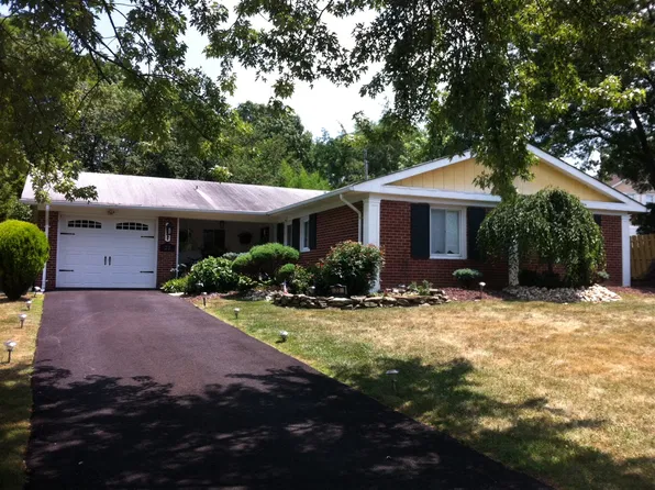 22 Ithan Ln, Matawan, NJ 07747