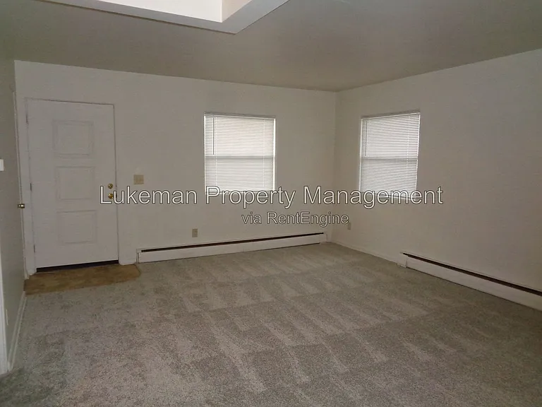1536 Henson Ave #2 — Photo 3