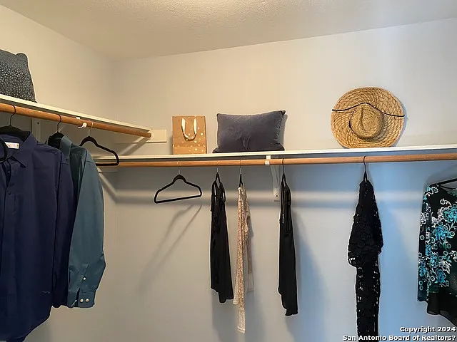 576 Gallagher Dr — Photo 22