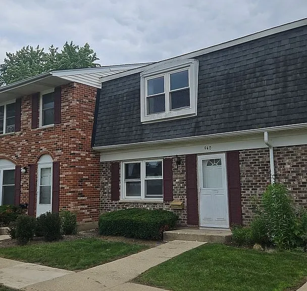 940 Miller Ave — Photo 1