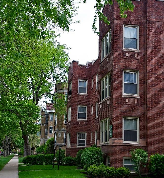 1st image of 134 N Humphrey Ave APT 3E