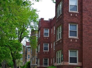 140 N Humphrey Ave APT 1E, Oak Park, IL 60302