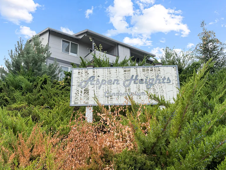 Aspen Heights Apartments — Photo 17
