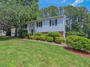 2114 Margaret Dr, Mount Airy, NC 27030