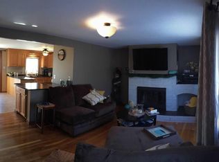 3 Audrey Ln, Enfield, CT 06082