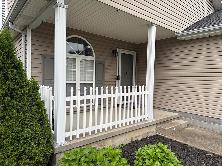 2137 Call Dr — Photo 2