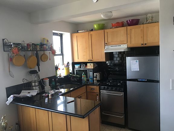 3rd image of 129 Beach 118th St APT 5J