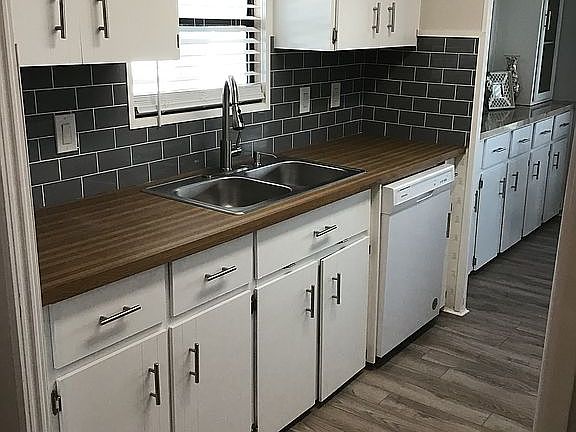 4th image of 6119 Falcon Dr