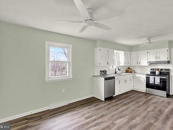 5th image of 1370 3rd Ave