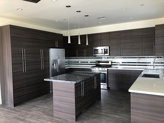 3rd image of 8391 Dunbarton Ave