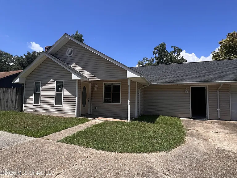 19224 Pineville Rd — Photo 2