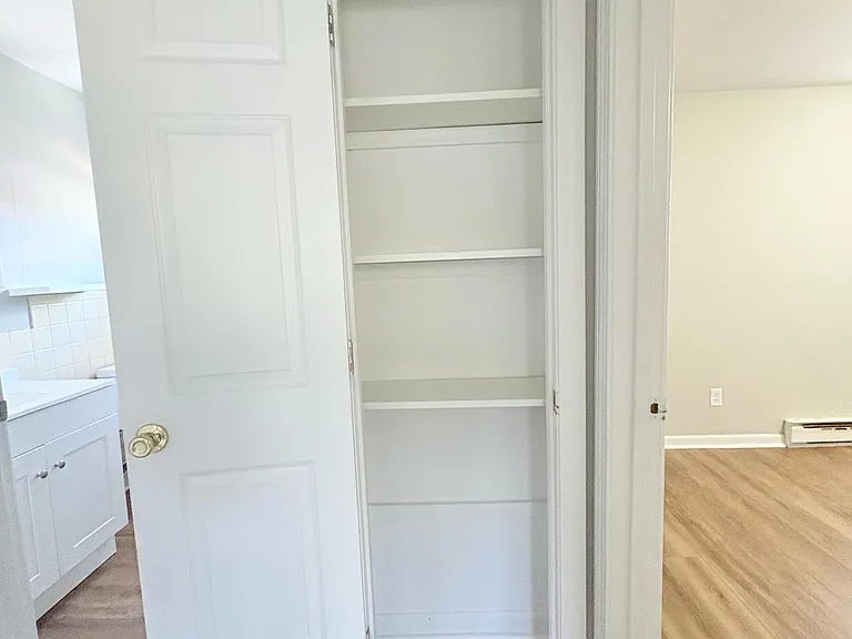 451 Main St #4A4 — Photo 7