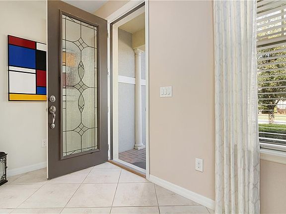 5th image of 7213 Duxbury Ln