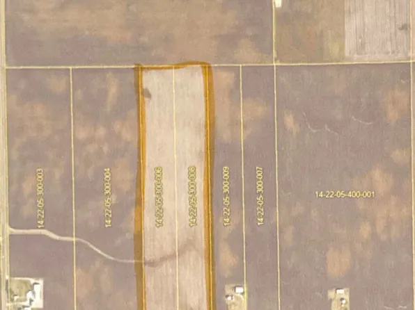 7000S West Rd, Herscher, IL 60941
