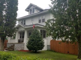 1208 W A St, Iron Mountain, MI 49801