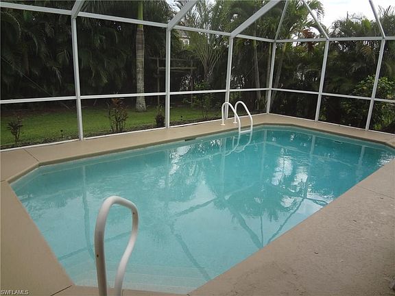 2nd image of 1216 SW 33rd St