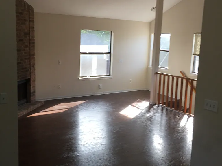 2400 Southland Dr #B — Photo 13