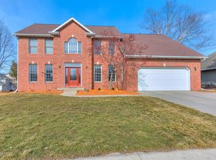 3243 Evergreen Rd, Ames, IA 50014