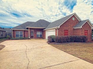 609 Shea Cv, Brandon, MS 39047