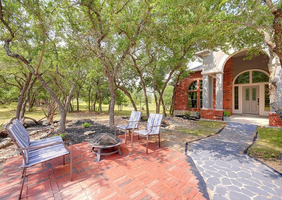 1st image of 123 N El Campo Dr