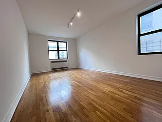 Rented by Lang Realty LLC