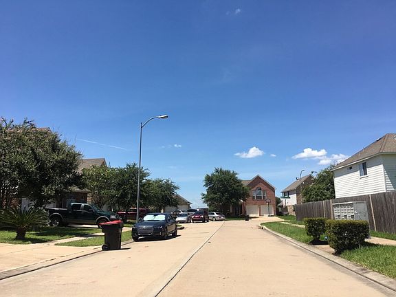 5th image of 6711 Linwood Terrace Dr