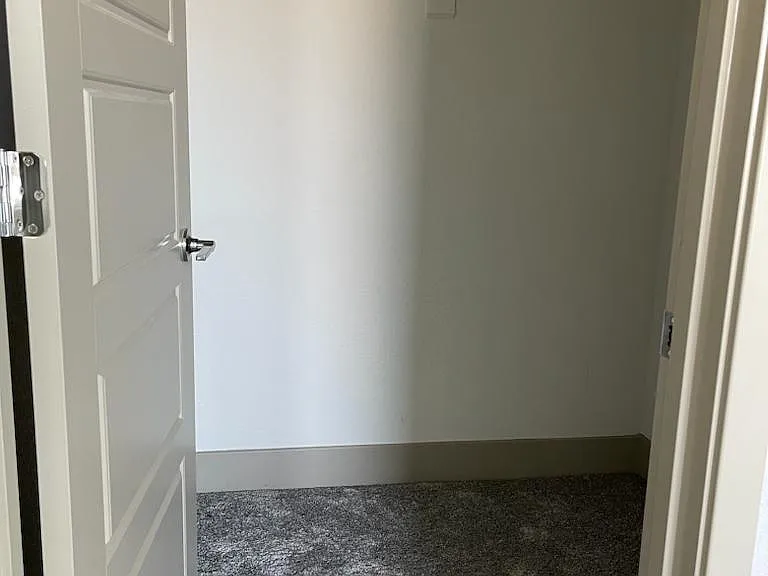 2451 Bastidas Dr — Photo 11