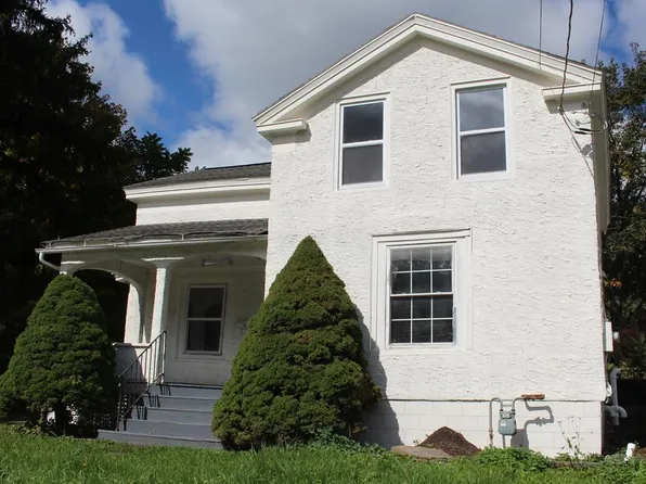 430 Elmira St, Troy, PA 16947