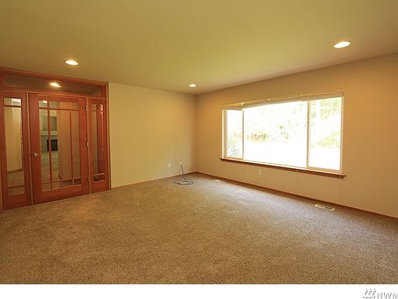 5th image of 3534 32nd Way NW