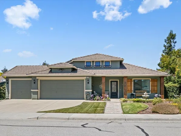 440 Mary Dr, Hollister, CA 95023