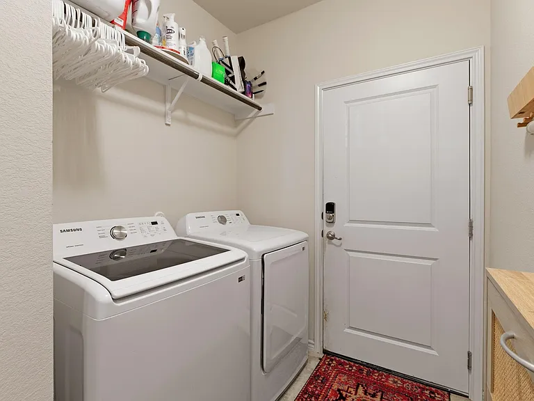 9207 Looksee Ln — Photo 24
