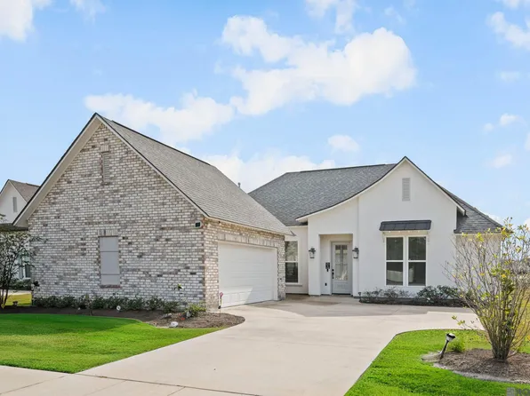 39215 Canopy Ct, Gonzales, LA 70737