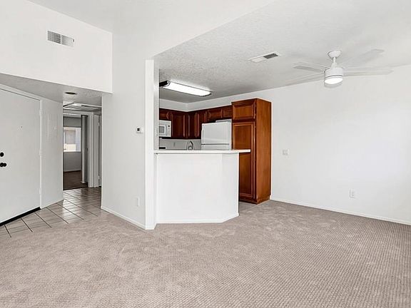 3rd image of 2616 Avenida Del Vis #B203
