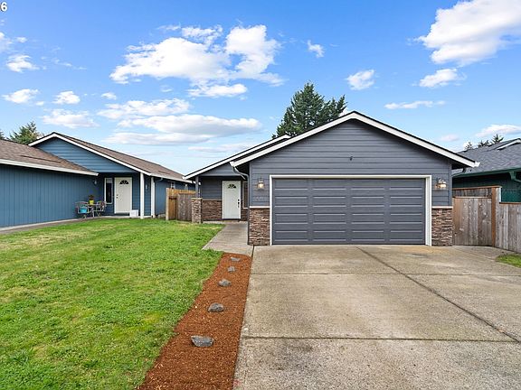 4th image of 4416 NE 123rd Ave