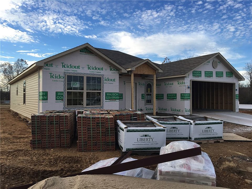 1st image of 1401 S Splash Dr