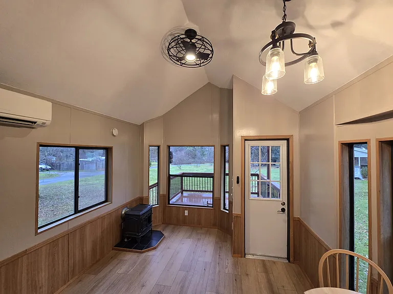 100 Wetherell Ln #8 — Photo 3