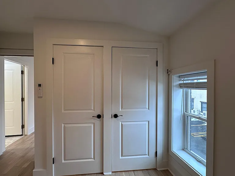 84 S Washington St #B — Photo 24
