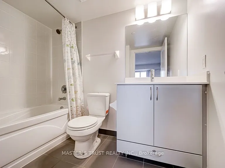 5162 Yonge St #815 — Photo 27